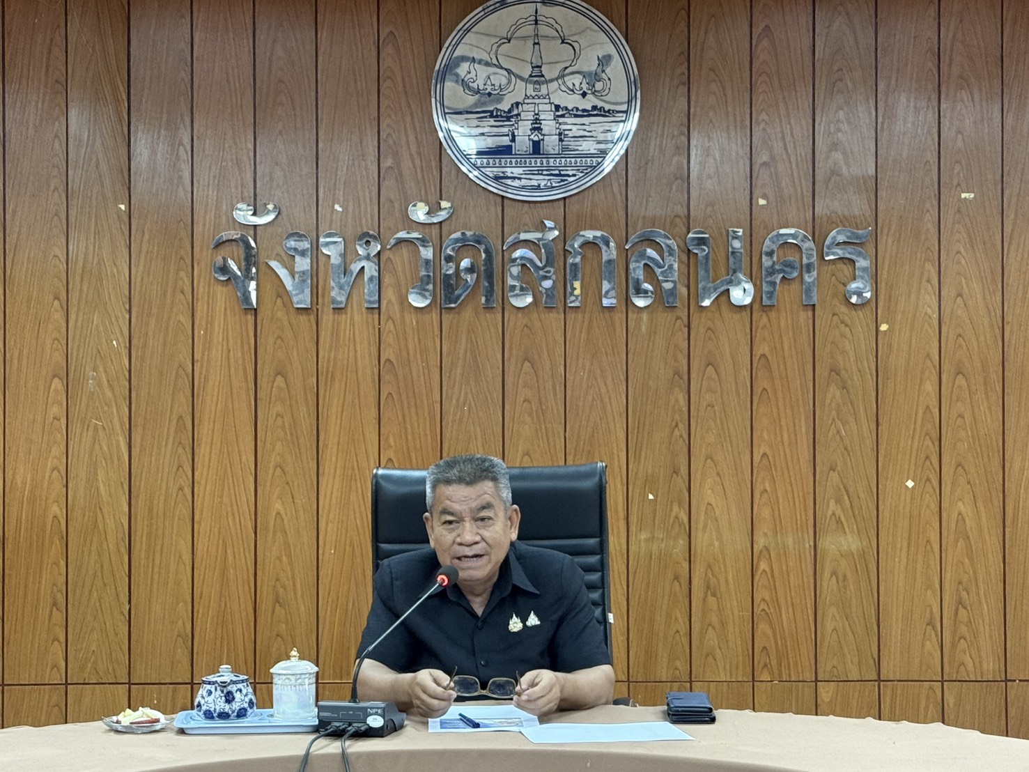 พช.สกลนคร ประชุมเครือข่าย OTOP ขับเคลื่อน “ไทยช่วยไทย” ลดค่าครองชีพ กระจายสินค้าราคาประหยัดครบ 18 อำเภอ ตลอดเดือนพฤษภาคม