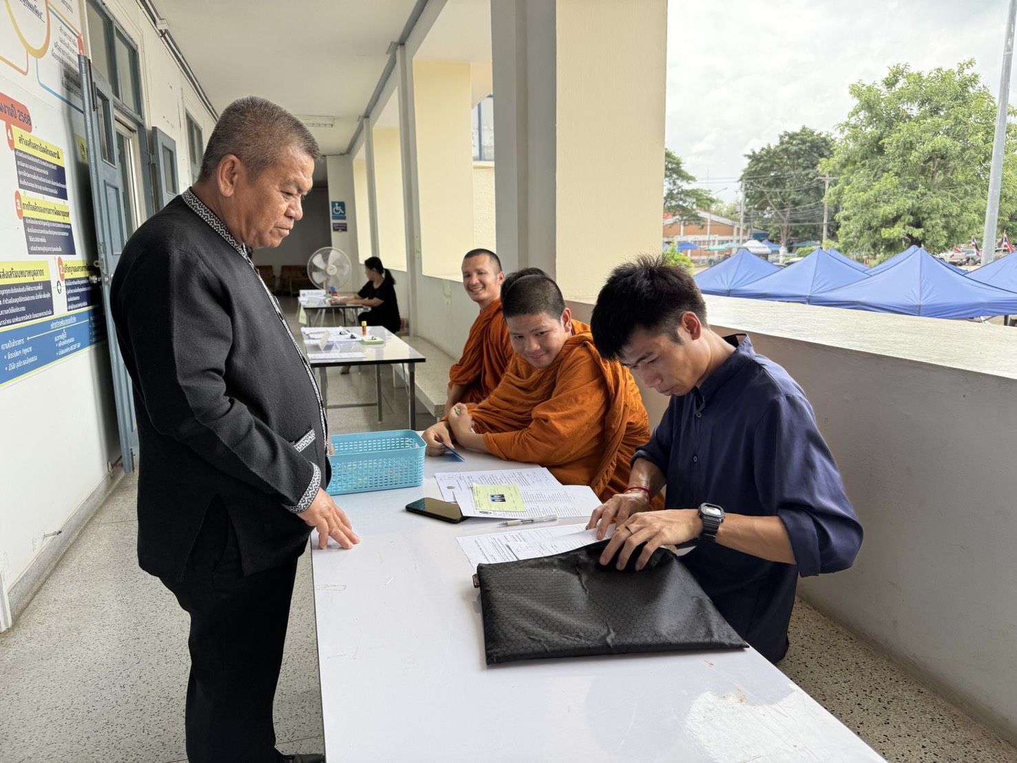 พช.สกลนคร เปิดรับสมัคร “อาสาพัฒนา (อสพ.) รุ่นที่ 78” กระแสตอบรับคึกคัก ยอดรวม 4 วันสมัครพุ่ง 172 คน มุ่งสรรหาคนคุณภาพ ขับเคลื่อนงานพัฒนาชุมชนด้วยความโปร่งใส