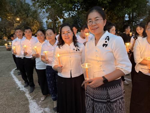 พช สกลนคร ร่วมแปรอักษรรำลึกถึงพระมหากรุณาธิคุณ สมเด็จพระนางเจ้าสิริกิติ์ พระบรมราชินีนาถ พระบรมราชชนนีพันปีหลวง ในโอกาสครบ 50 วัน แห่งการสวรรคต