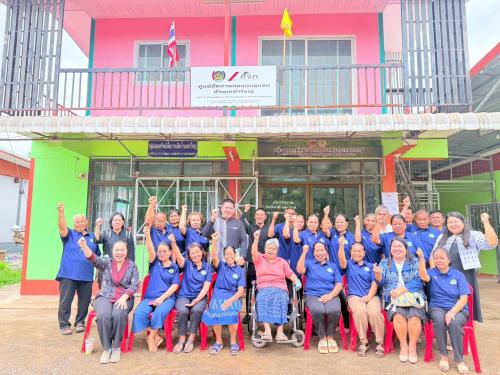 พช.สกลนคร โชว์พลังทุนชุมชน 2 ศูนย์ต้นแบบ ส่องดาว–บ้านม่วง เดินหน้าบริหารทุน สร้างอาชีพ เสริมเศรษฐกิจฐานราก